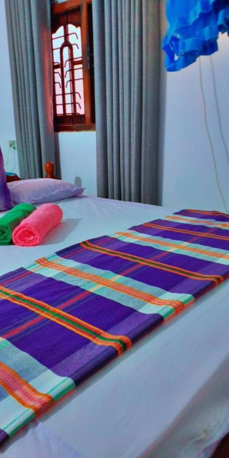 Mirissa Niraj Guest Hotel Room photo