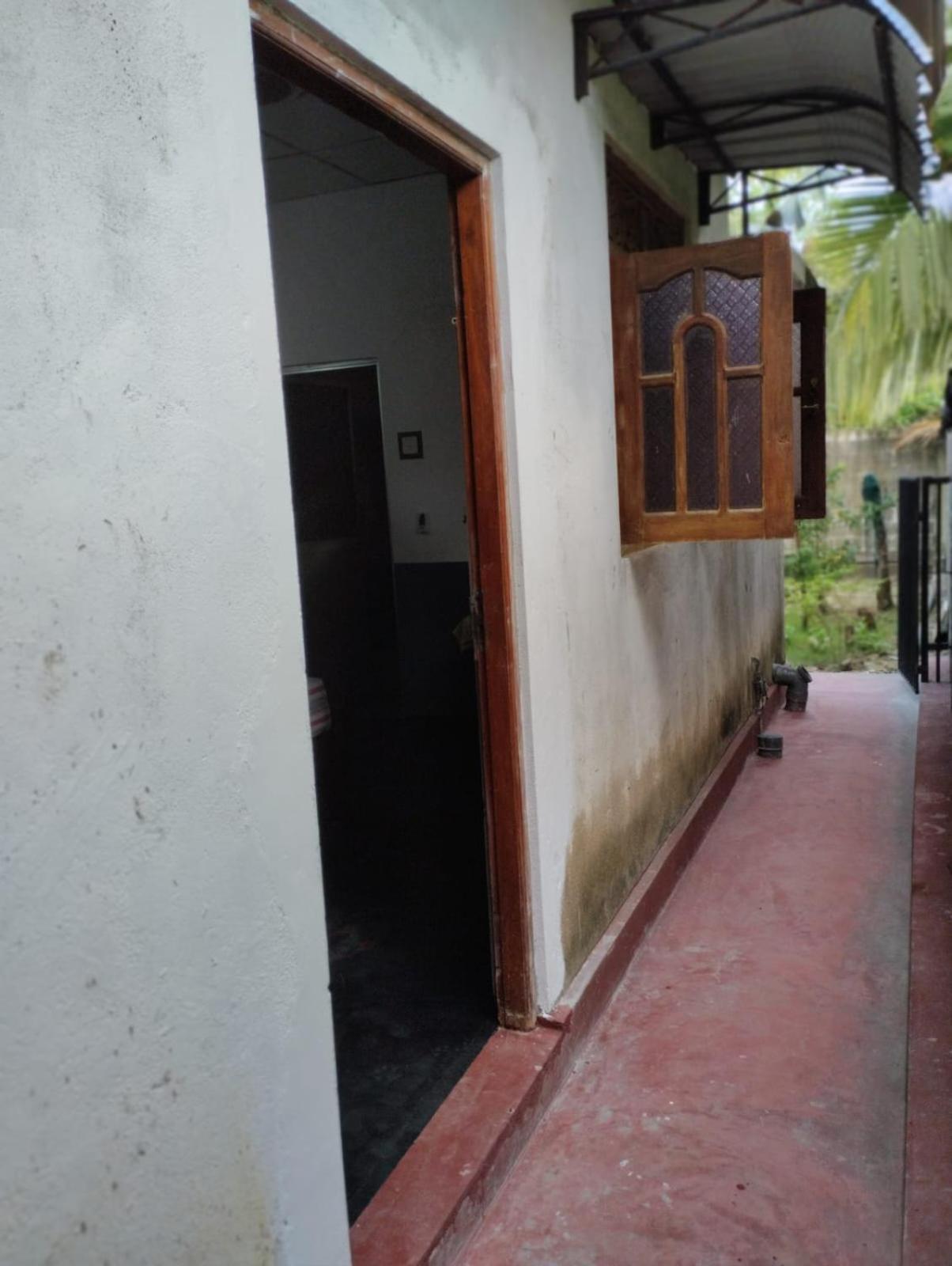 Mirissa Niraj Guest Hotel Room photo