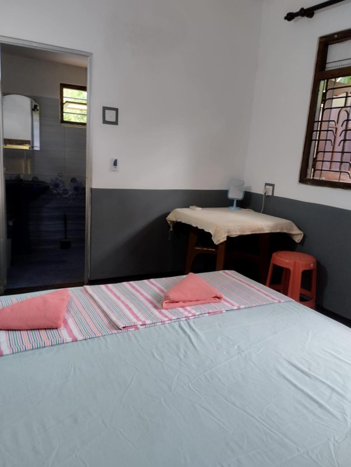 Mirissa Niraj Guest Hotel Room photo